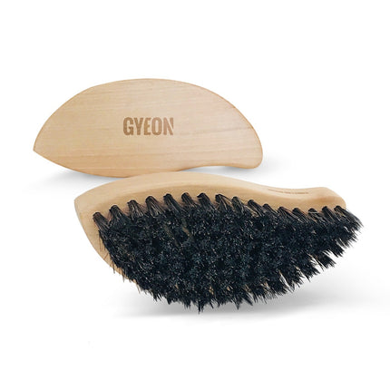 Gyeon Q2M LeatherBrush - Kartáč na kůži