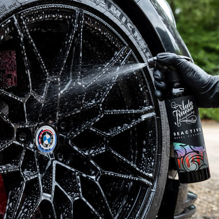 Auto Finesse Reactive - Wyjątkowo silny środek do czyszczenia felg ze zmianą koloru (1 L)