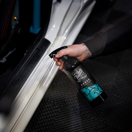 Auto Finesse Verso APC - Univerzální čistič a odmašťovač (1 L)