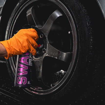 SWAG Basic Deiron Red Wheel Cleaner - Čistič kol s přebarvujícím efektem (500 ml)