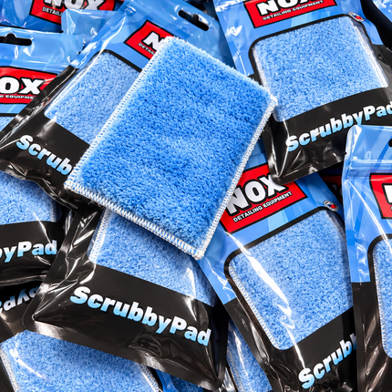 Čistící aplikátor ScrubbyPad, modrá čisticí houba čtvercová s prošitím, v balení